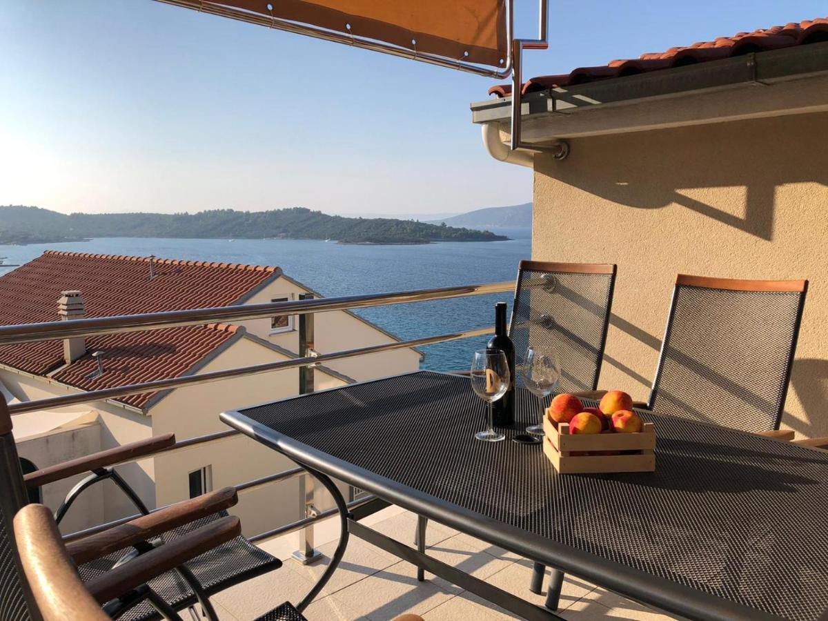 Apartments Mare Kneza Екстер'єр фото